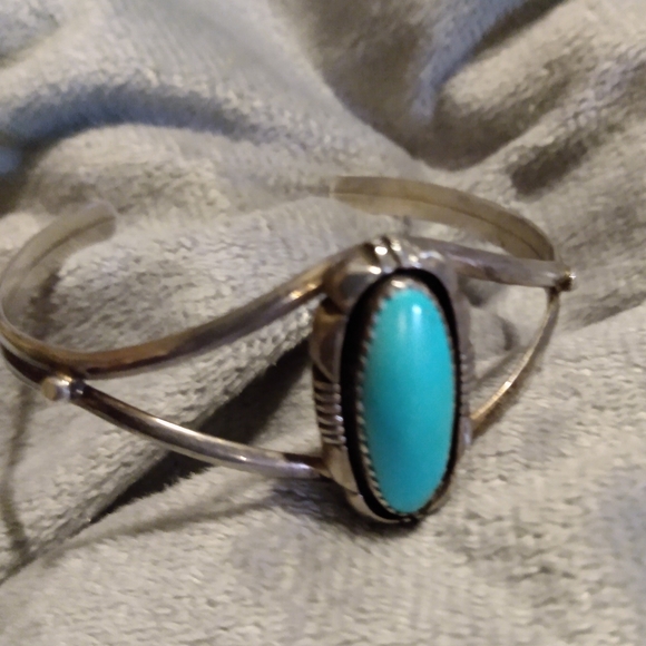 L.Yazzie Sterling Silver & bright blue turquoise cuff bracelet